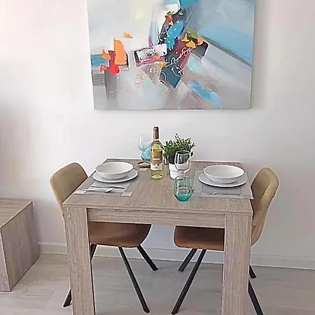 2 Bedroom Atlantic View דירה